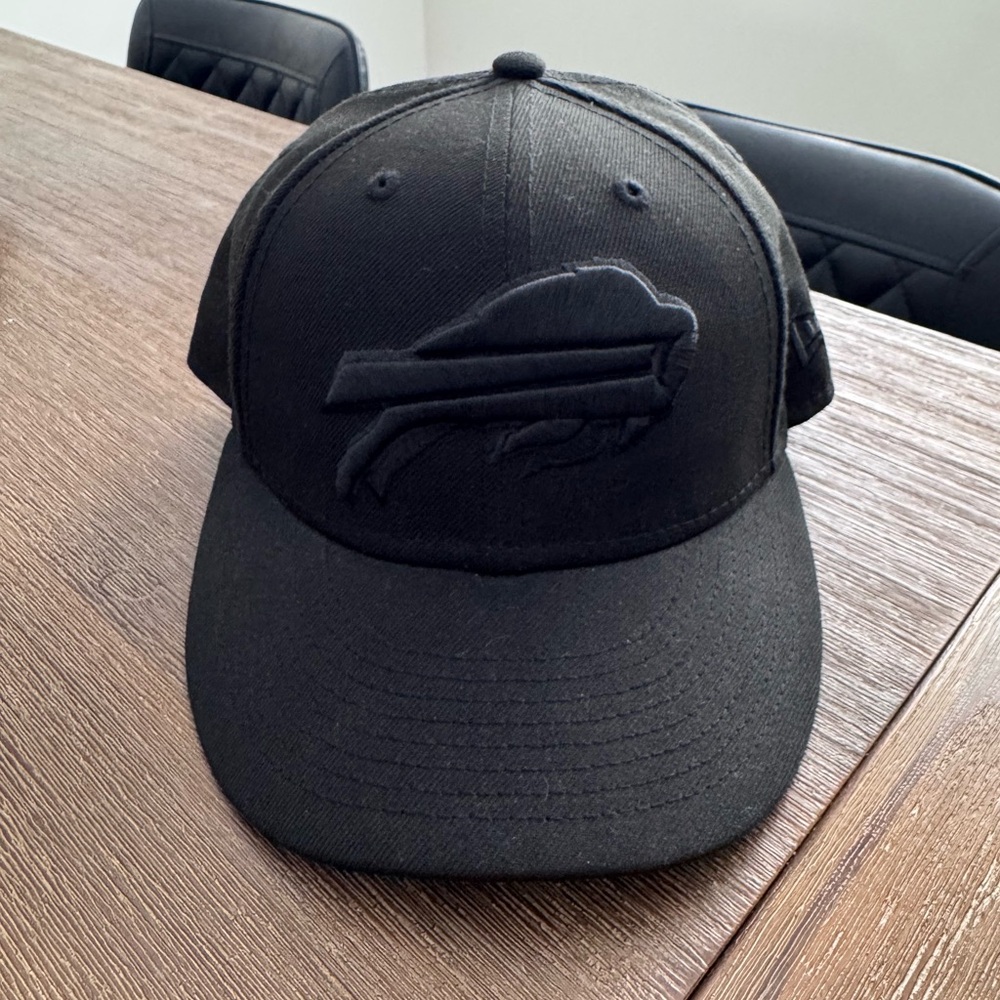 NWT Buffalo Bills Fitted Low Profile Cap